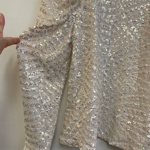 Express Top Women’s M Ivory Sequin Blouse Puff Sleeve Sheer Gold Square Neck - Picture 11 of 11